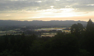 三和の夕景